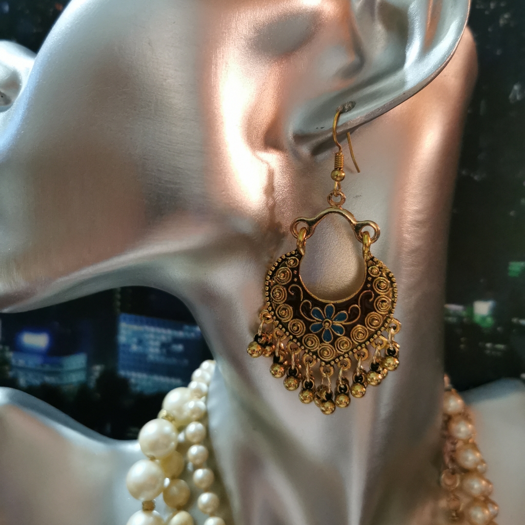 Flowing/ Drop Earrings Beads